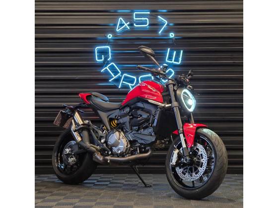 DUCATI MONSTER 937 